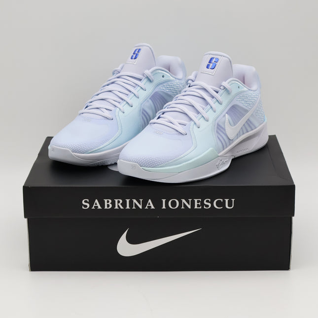 FZ1517-002 Nike Sabrina 2 Conductor Football Grey Glacier Blue 