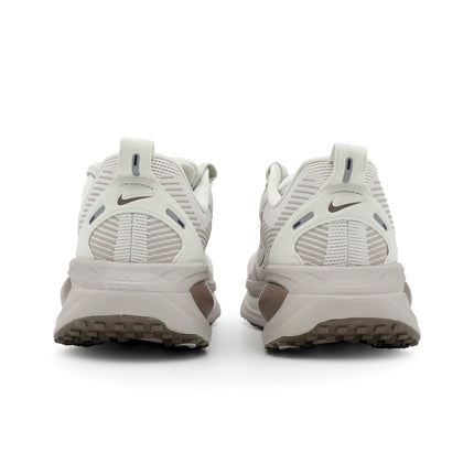 HM6804-003 Nike  Vomero 18 Light Bone Phantom College Grey Mink Brown (Women's)